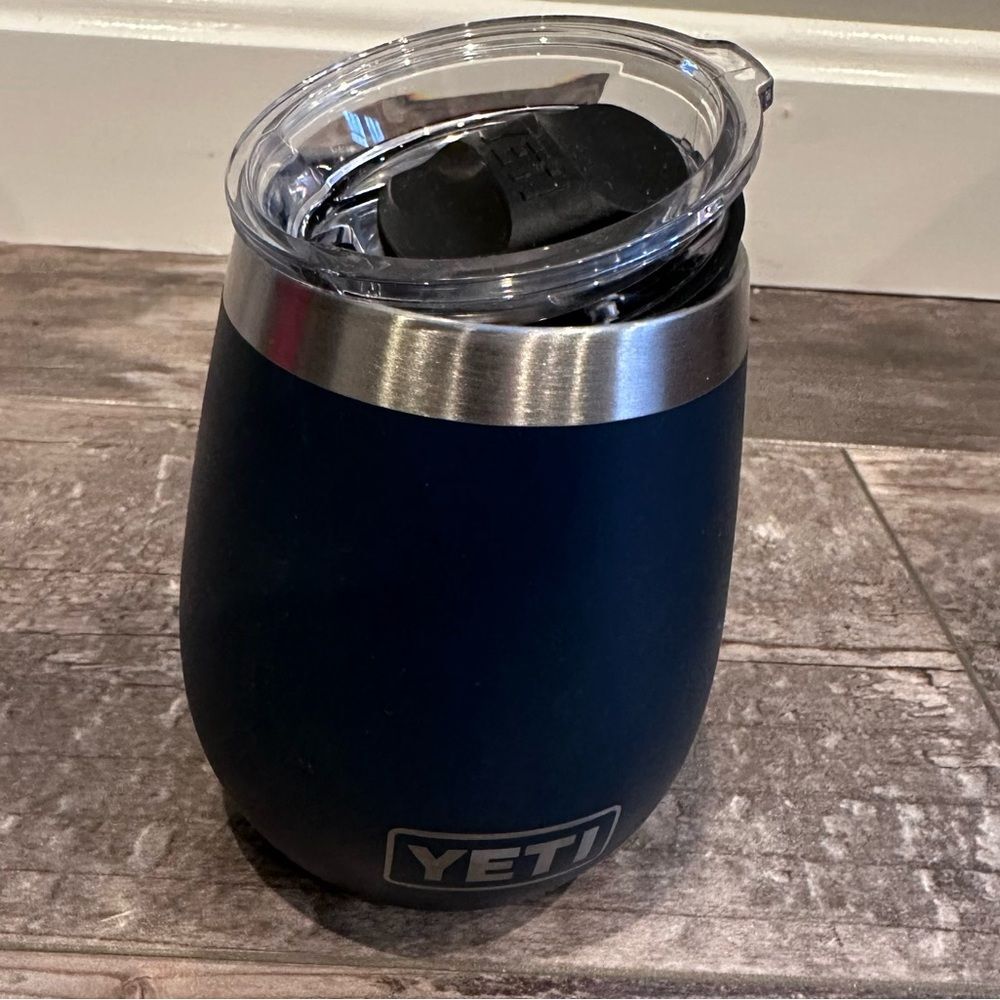 Yeti Navy Blue Stainless Steel Stemless Tumbler with Magslider Lid, 10 oz